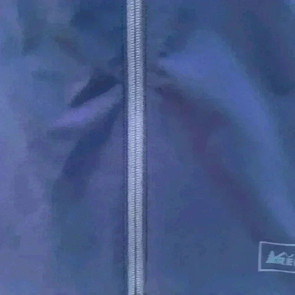 REI Women’s Jacket Like New, Medium - Picture 3 of 9